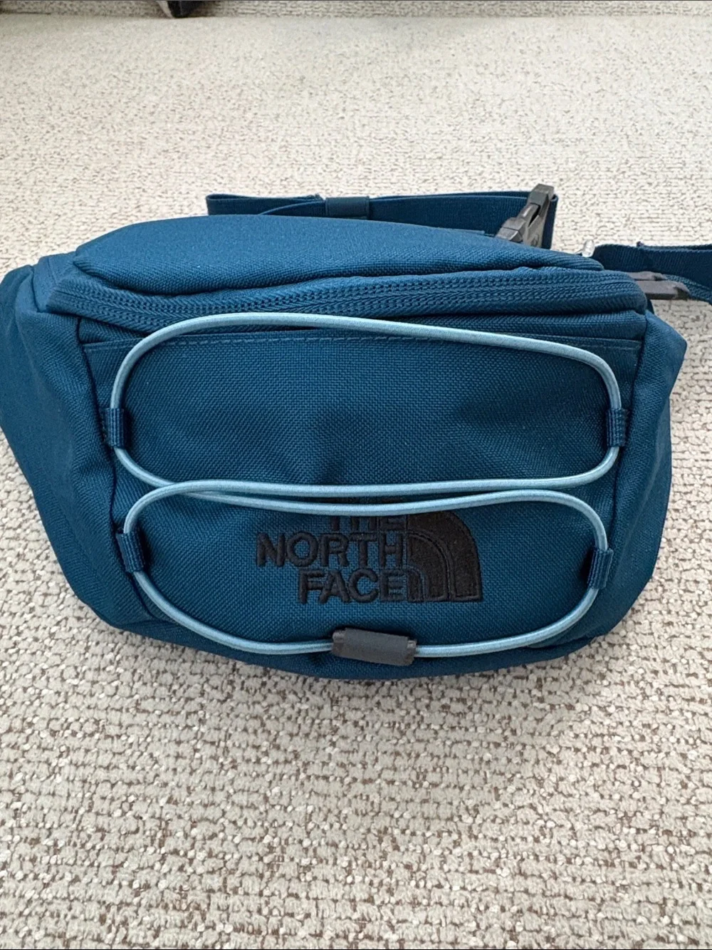 NWT The North Face Teal Belt Bag with Front Bungee